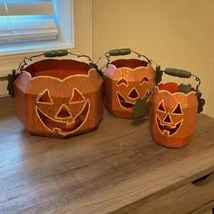Nesting pumpkin candle holder decorations with green ivy. Metal. Plus bowl